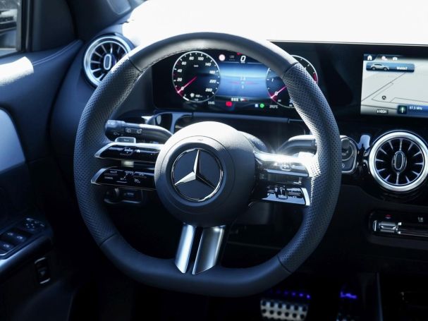 Mercedes-Benz GLA 200 d AMG Night EasyPack Keyless 360° AHK