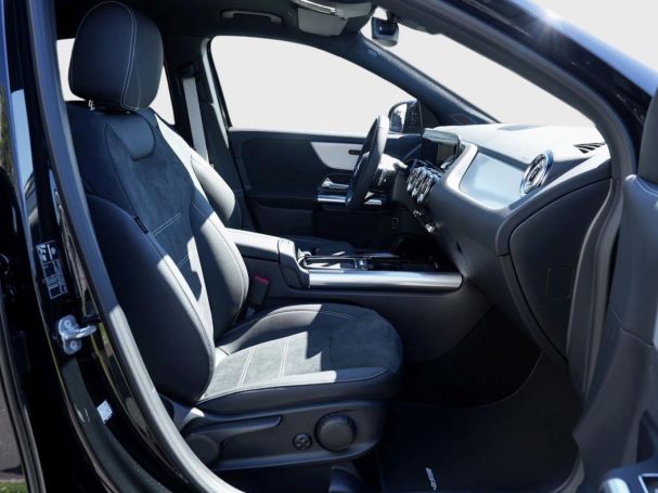 Mercedes-Benz GLA 200 d AMG Night EasyPack Keyless 360° AHK