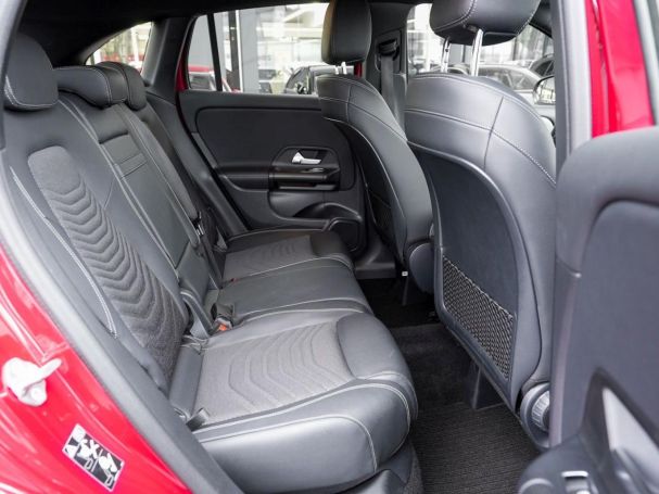 Mercedes-Benz GLA 200 d Style Memory Kamera SpurHalte EasyP