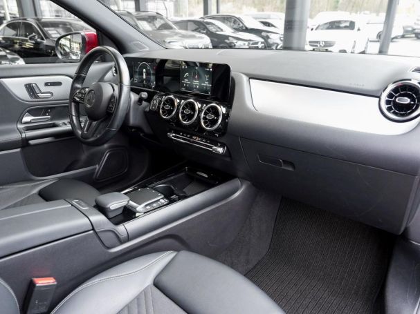 Mercedes-Benz GLA 200 d Style Memory Kamera SpurHalte EasyP