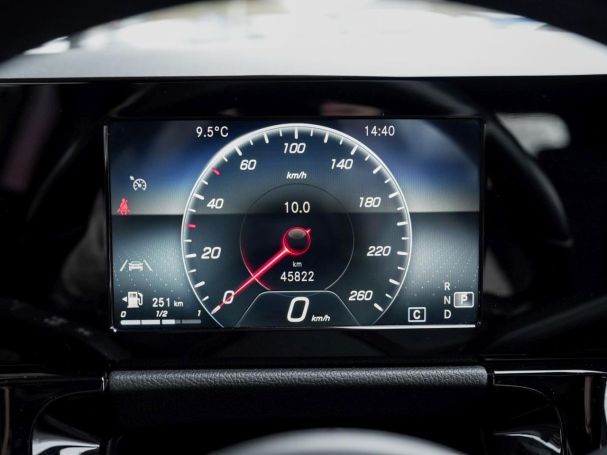 Mercedes-Benz GLA 200 d Style Memory Kamera SpurHalte EasyP