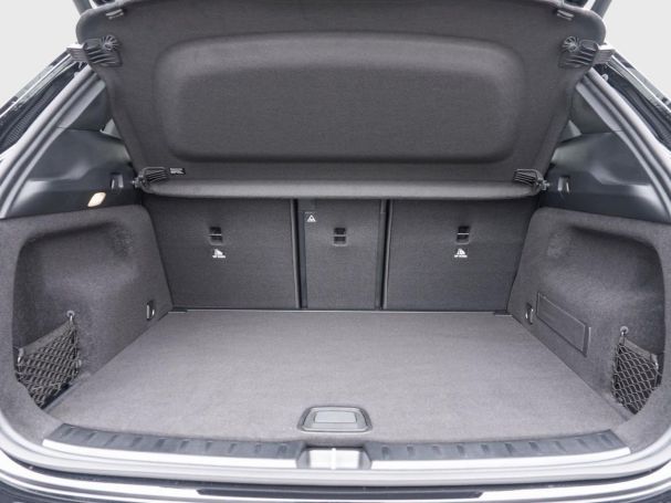 Mercedes-Benz GLA 200 d Progressive Distronic Easy-P 360° AHK