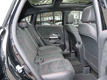 Mercedes-Benz GLA 200 d AMG Night Distronic 360° Panorama SHZ
