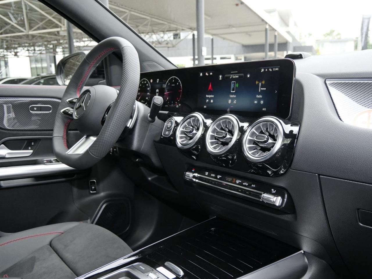 Mercedes-Benz GLA 200 d AMG Night Distronic 360° Panorama SHZ