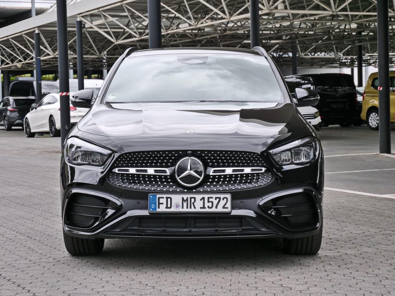 Mercedes-Benz GLA 200 d AMG Night Distronic 360° Panorama SHZ