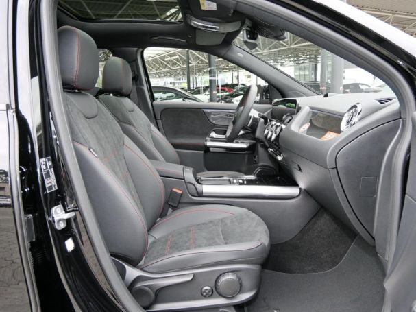 Mercedes-Benz GLA 200 d AMG Night Distronic 360° Panorama SHZ