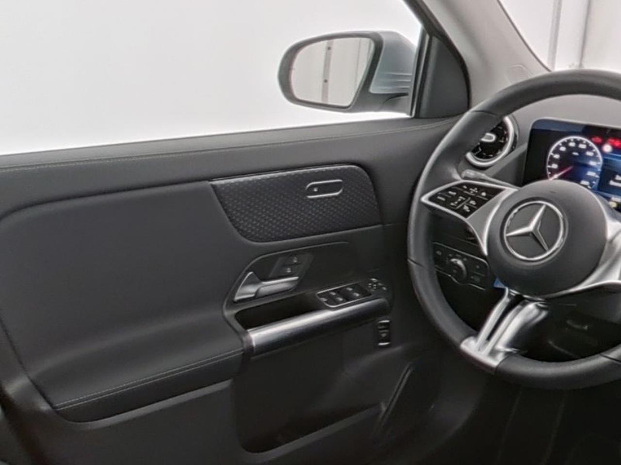 Mercedes-Benz GLA 200 Progressive MBUXNavi-Prem. Kamera Easy-P