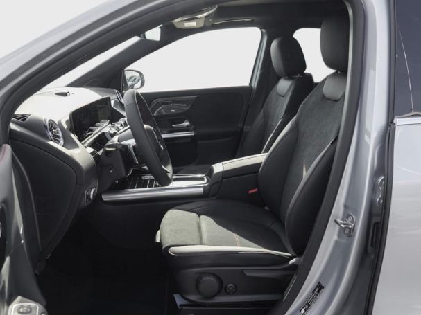 Mercedes-Benz GLA 200 AMG Distronic Panorama Kamera AHK