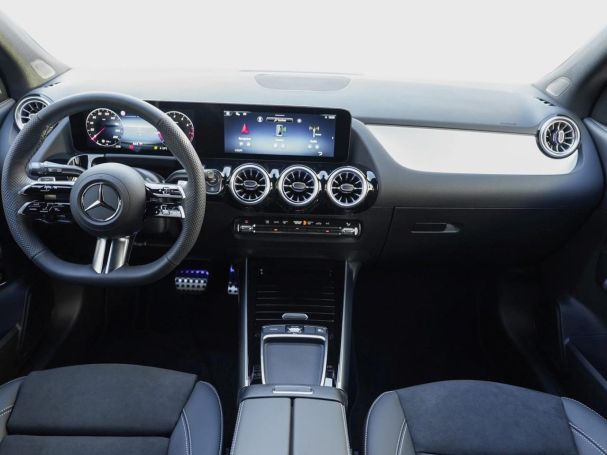 Mercedes-Benz GLA 200 AMG Night MBUX Navi EasyP AHK ParkPaket