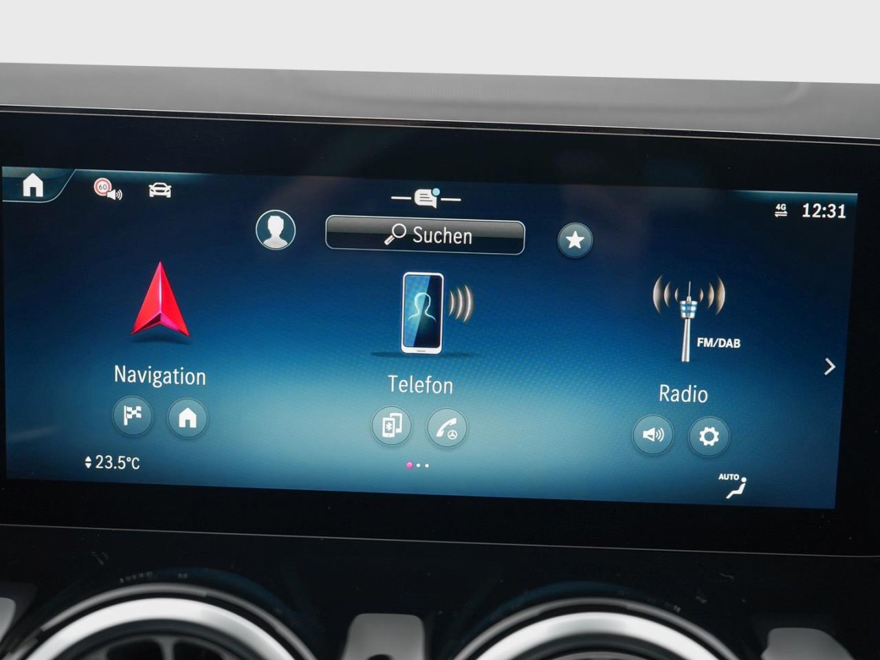 Mercedes-Benz GLA 200 AMG Night AHK 360° EasyPack SpurhalteP