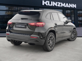 Mercedes-Benz GLA 200 AMG Night AHK 360° EasyPack SpurhalteP