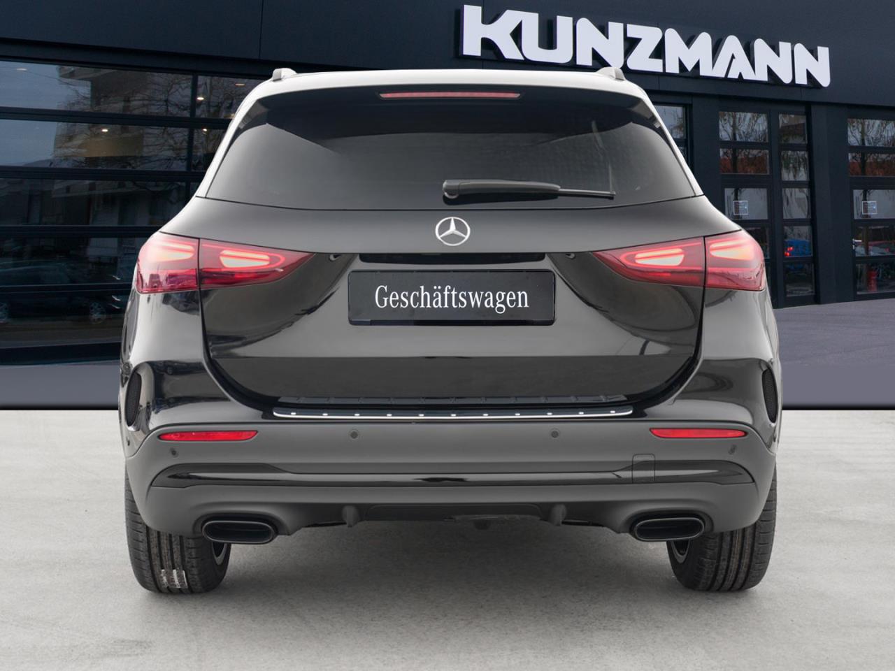 Mercedes-Benz GLA 200 AMG Night AHK 360° EasyPack SpurhalteP