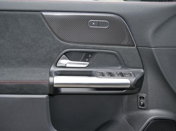 Mercedes-Benz GLA 200 AMG Night Panorama Easy-Pack 360°  AHK