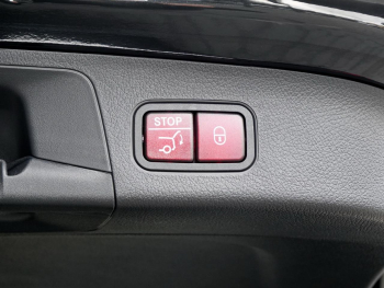 Mercedes-Benz GLA 200 AMG Night Panorama Easy-Pack 360°  AHK