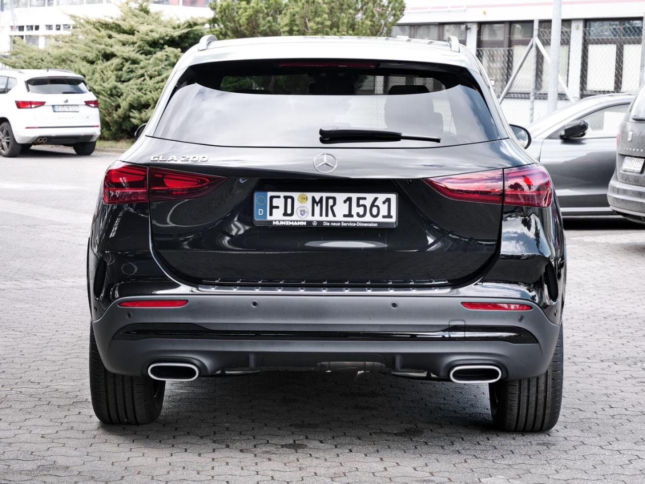 Mercedes-Benz GLA 200 AMG Night Panorama Easy-Pack 360°  AHK