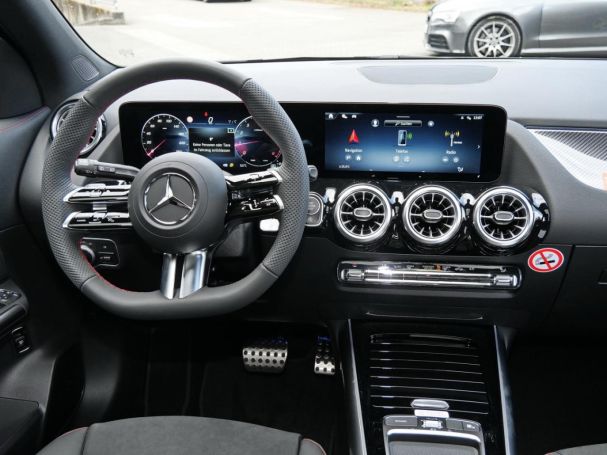 Mercedes-Benz GLA 200 AMG Night Panorama Easy-Pack 360°  AHK