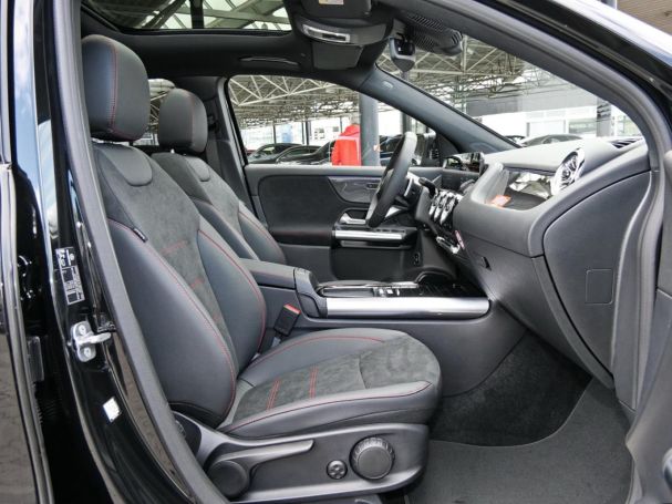 Mercedes-Benz GLA 200 AMG Night Panorama Easy-Pack 360°  AHK