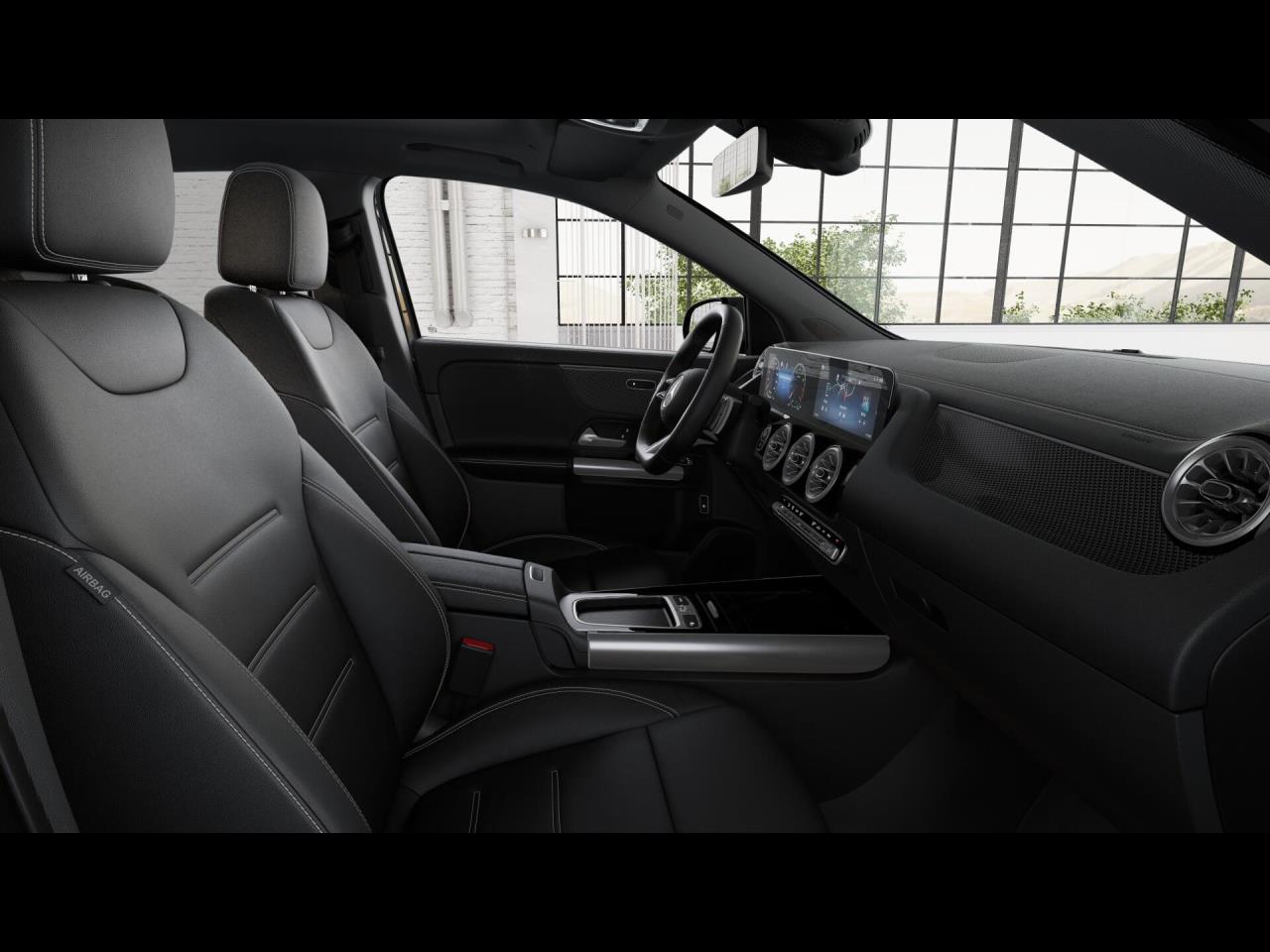 Mercedes-Benz GLA 200 AMG Panorama Distronic Kamera AHK EasyP