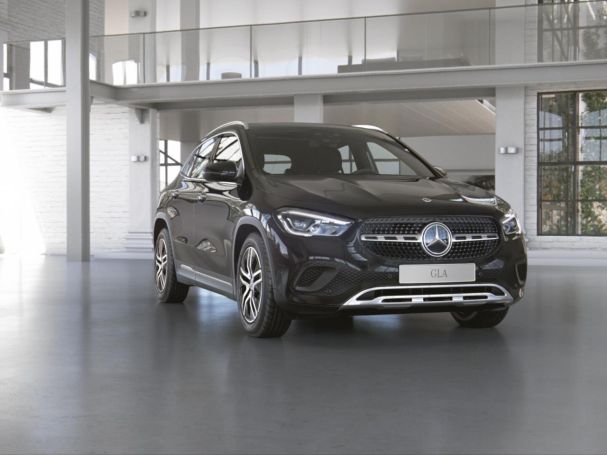 Mercedes-Benz GLA 200 Progressive Panorama Kamera Memory