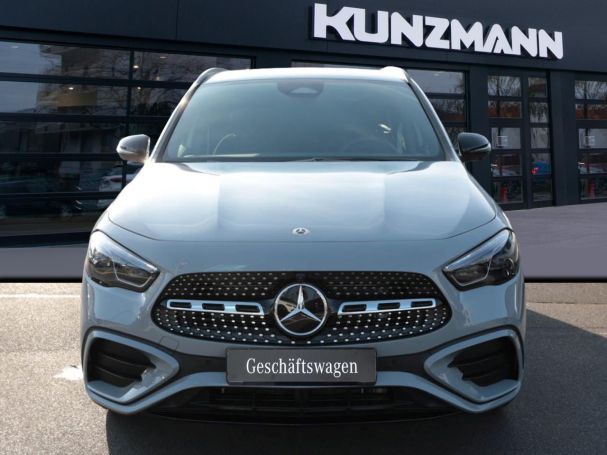 Mercedes-Benz GLA 200 AMG Night 360° AHK EasyPack Kamera SHZ
