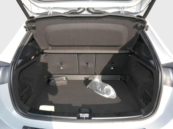 Mercedes-Benz GLA 200 AMG Night 360° AHK EasyPack Kamera SHZ