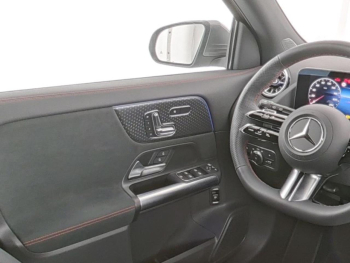 Mercedes-Benz GLA 200 AMG MBUXNavi-Prem. Distronic Memory 360°