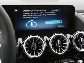 Mercedes-Benz GLA 200 AMG MBUXNavi-Prem. Kamera Easy-Pack AHK