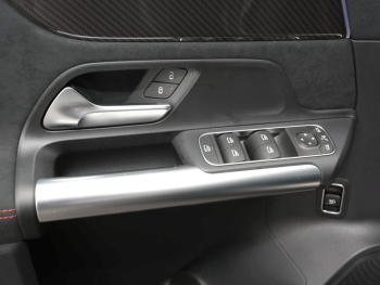 Mercedes-Benz GLA 200 AMG MBUXNavi-Prem. Kamera Easy-Pack AHK