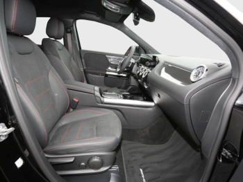 Mercedes-Benz GLA 200 AMG MBUXNavi-Prem. Kamera Easy-Pack AHK