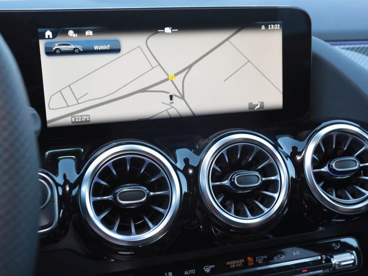 Mercedes-Benz GLA 200 AMG MBUXNavi-Prem. Kamera Easy-Pack AHK