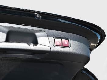 Mercedes-Benz GLA 200 AMG MBUXNavi-Prem. Kamera Easy-Pack AHK