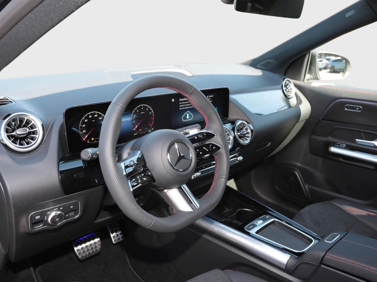 Mercedes-Benz GLA 200 AMG MBUXNavi-Prem. Kamera Easy-Pack AHK