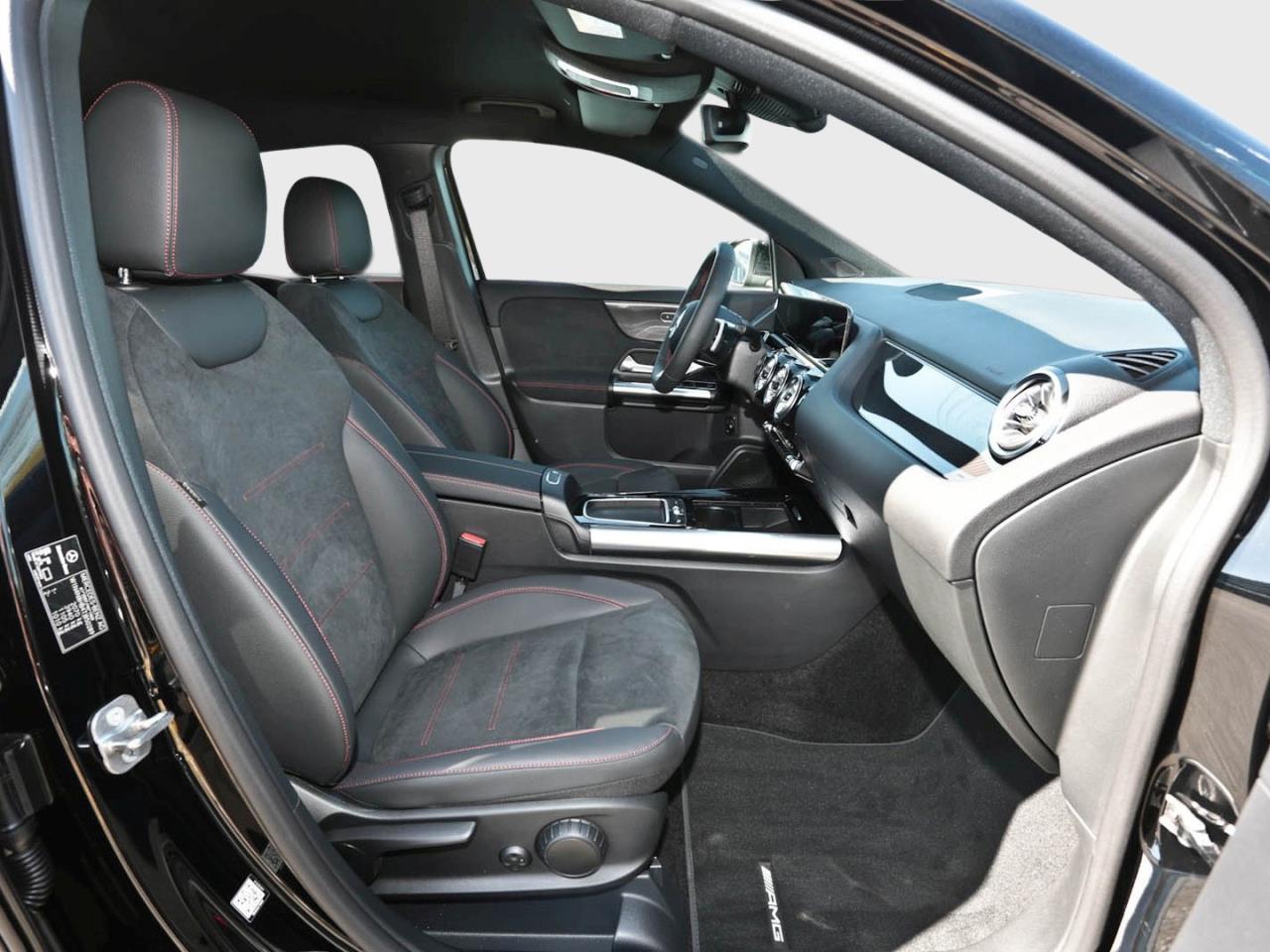 Mercedes-Benz GLA 200 AMG MBUXNavi-Prem. Kamera Easy-Pack AHK