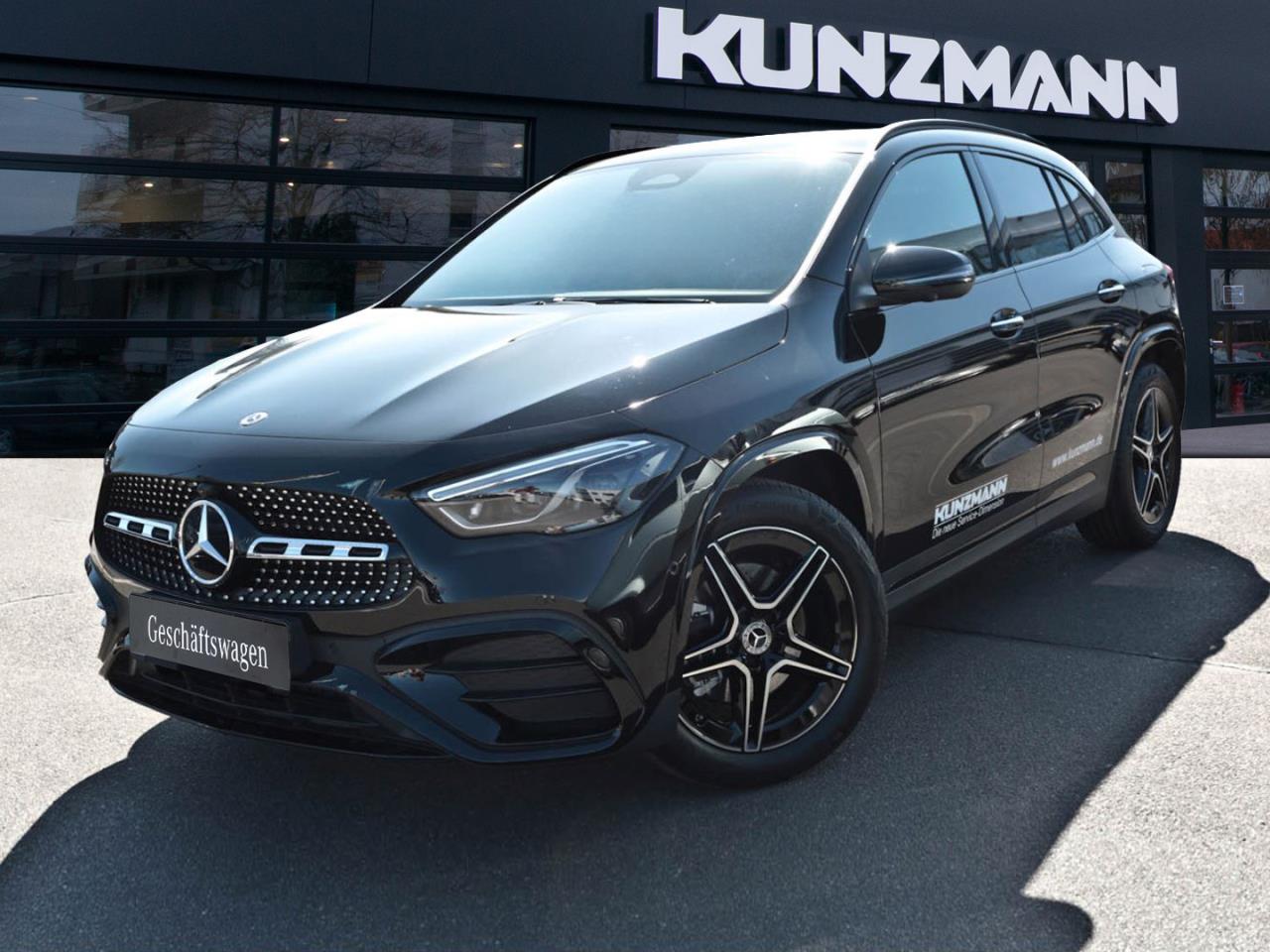 Mercedes-Benz GLA GLA 200 Geländewagen / SUV nachtschwarz