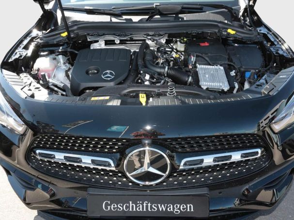 Mercedes-Benz GLA 200 AMG Night Distronic Totwinkel 360° AHK
