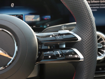 Mercedes-Benz GLA 200 AMG Distronic Kamera Memory Easy-P AHK