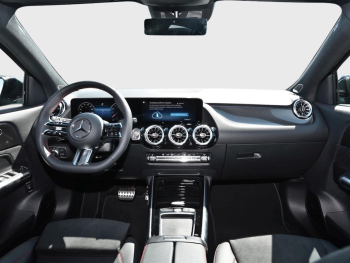 Mercedes-Benz GLA 200 AMG Distronic Kamera Memory Easy-P AHK