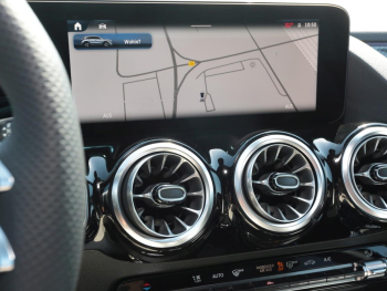 Mercedes-Benz GLA 200 AMG Distronic Kamera Memory Easy-P AHK