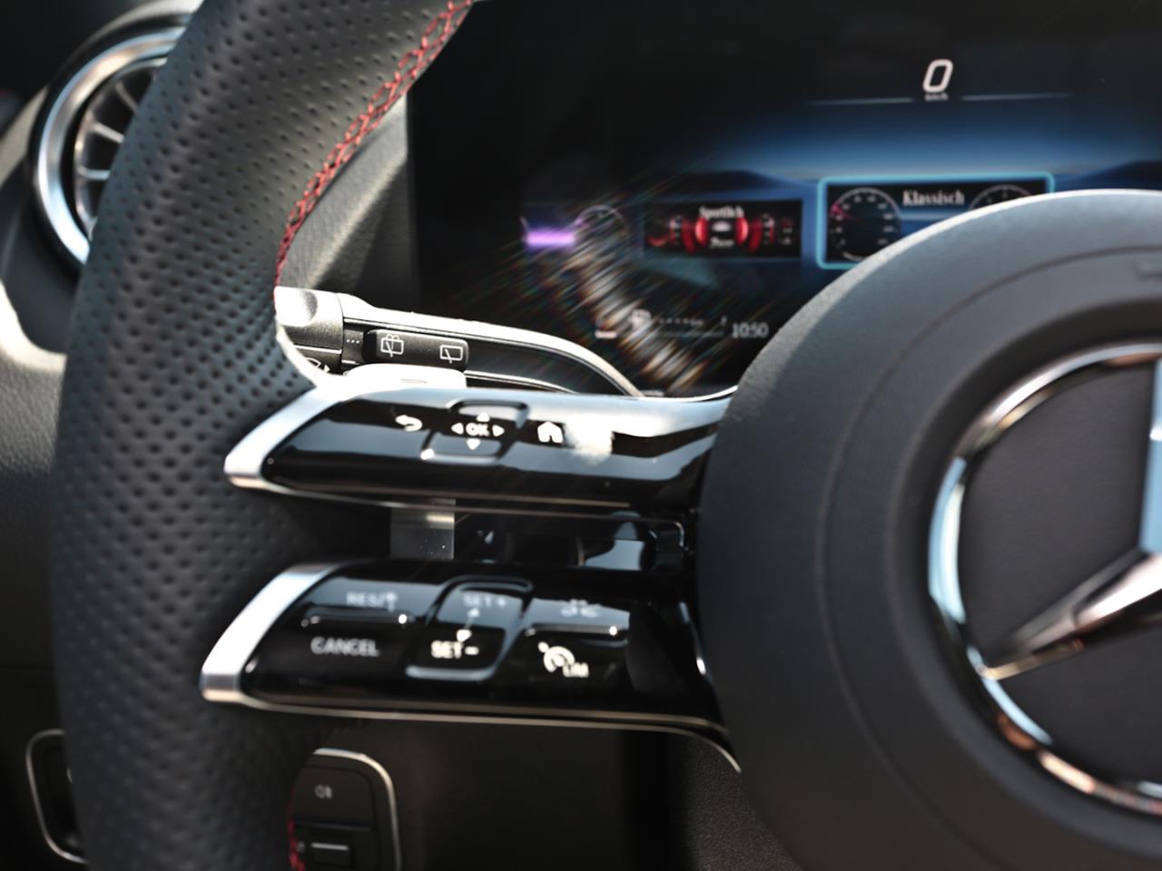 Mercedes-Benz GLA 200 AMG Distronic Kamera Memory Easy-P AHK