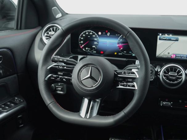 Mercedes-Benz GLA 200 AMG Distronic Memory AHK Burmester