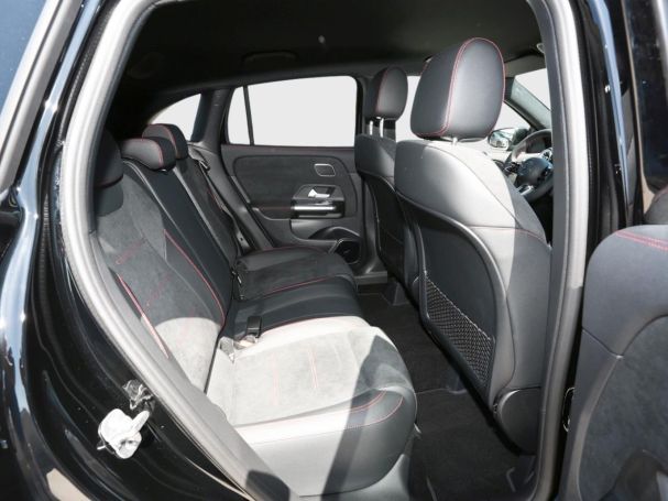 Mercedes-Benz GLA 200 AMG Distronic Kamera Totwinkel AHK