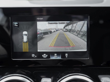 Mercedes-Benz GLA 200 MBUX Navi Kamera AHK SpurhalteP
