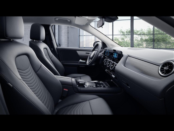 Mercedes-Benz GLA 200 MBUX Navi Kamera AHK SpurhalteP