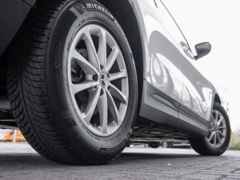 Mercedes-Benz GLA 200 MBUX Navi Kamera AHK SpurhalteP