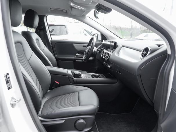 Mercedes-Benz GLA 200 MBUX Navi Kamera AHK SpurhalteP