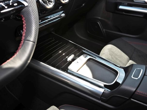 Mercedes-Benz GLA 200 AMG MBUX Navi-Prem. Kamera Easy-P AHK