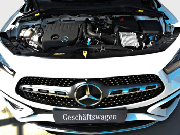 Mercedes-Benz GLA 200 AMG MBUX Navi-Prem. Kamera Easy-P AHK