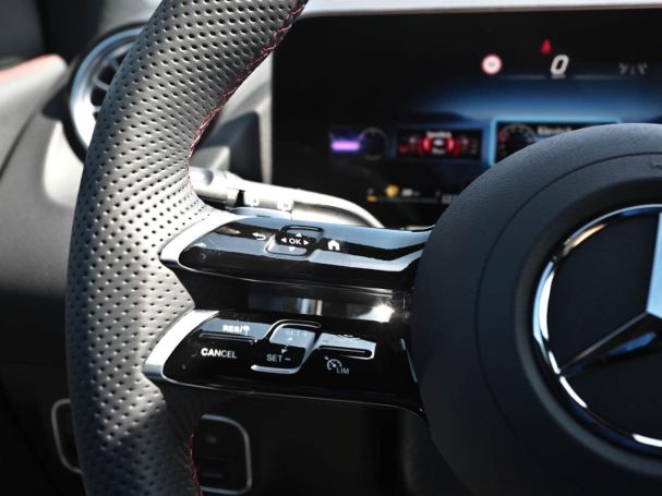 Mercedes-Benz GLA 200 AMG MBUX Navi-Prem. Kamera Easy-P AHK