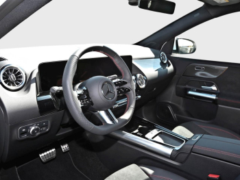 Mercedes-Benz GLA 200 AMG MBUX Navi-Prem. Kamera Easy-P AHK