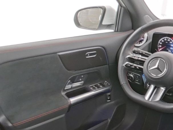 Mercedes-Benz GLA 200 AMG MBUXNavi-Prem. Panorama Kamera EasyP